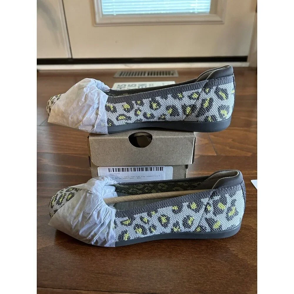 Clarks Women's Carly Hope Ballet Flat Grey Text Animal Print NEW‎ 6.5 W